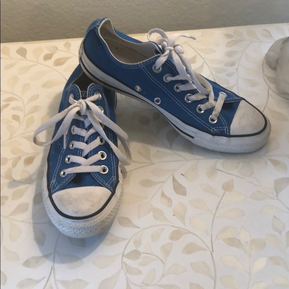 Blue converse